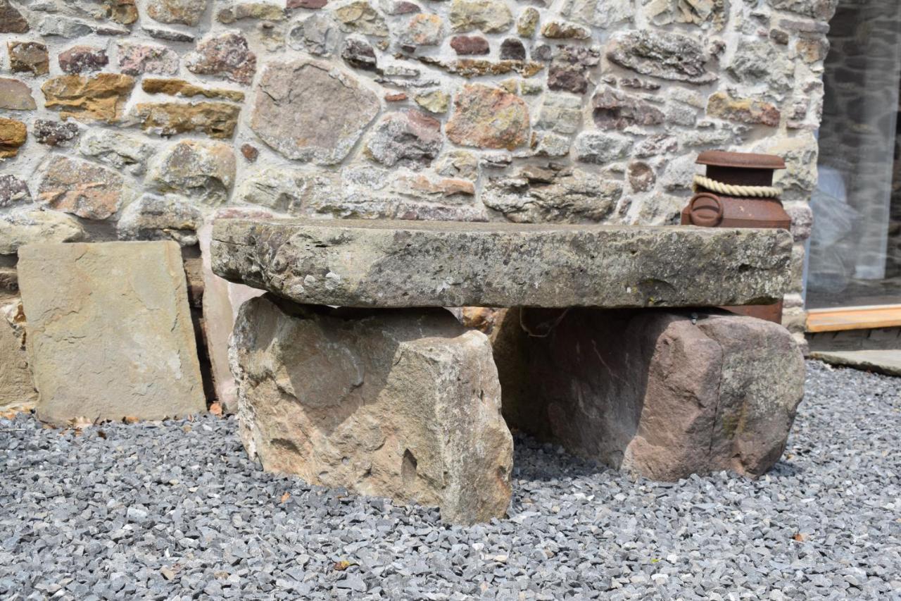 Cowshed In The Black Mountains Abergavenny Exteriér fotografie